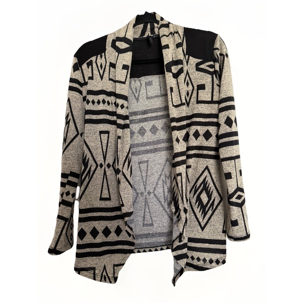 YoYo 5 Women's Size‎ Small Aztec Print Cardigan Tan Black Southwestern Boho Open